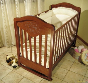 Кроватка-маятник Baby Italia Gioco LUX (Беби Италия Джоко Люкс)